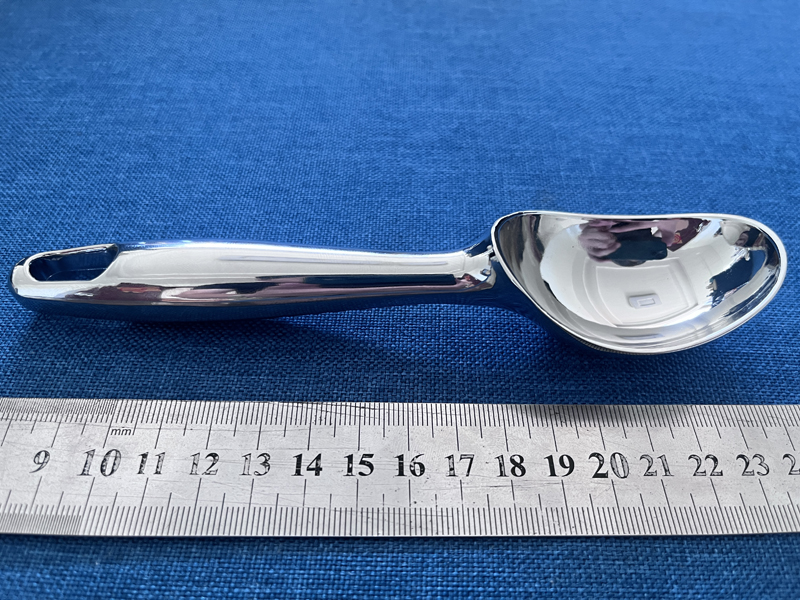 Kako na novo izdana visokokakovostna kepica sladoleda Hanjia zagotavlja užitek in občutek svežine uporabnikom?