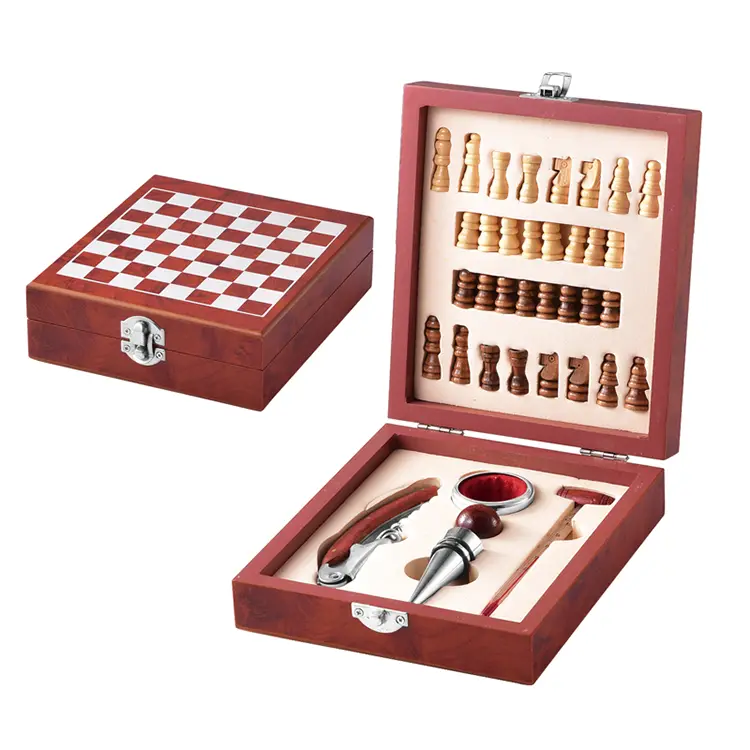 Šahovski leseni vinski set